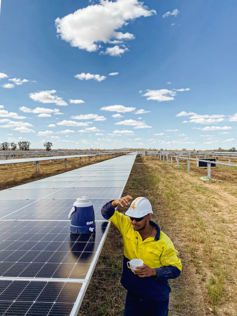 travailler en solar farm en australie